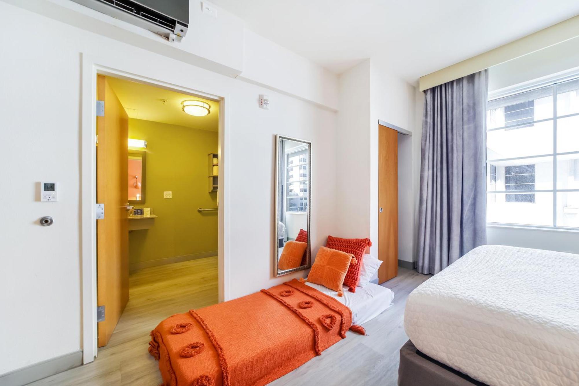 ميامي بيتش Claremont Hotel المظهر الخارجي الصورة